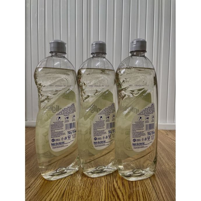 Nước rửa chén SUNLIGHT Thiên Nhiên chai 750g (Muối khoáng - Lô hội)