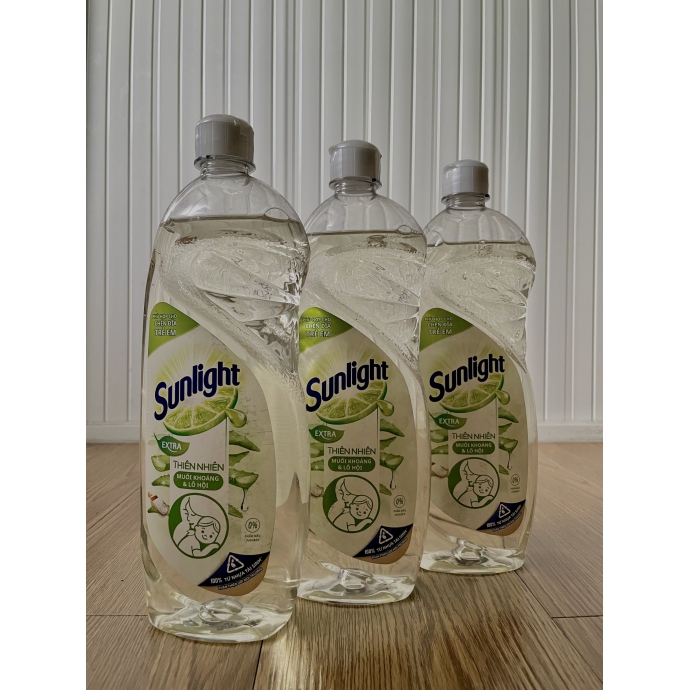 Nước rửa chén SUNLIGHT Thiên Nhiên chai 750g (Muối khoáng - Lô hội)