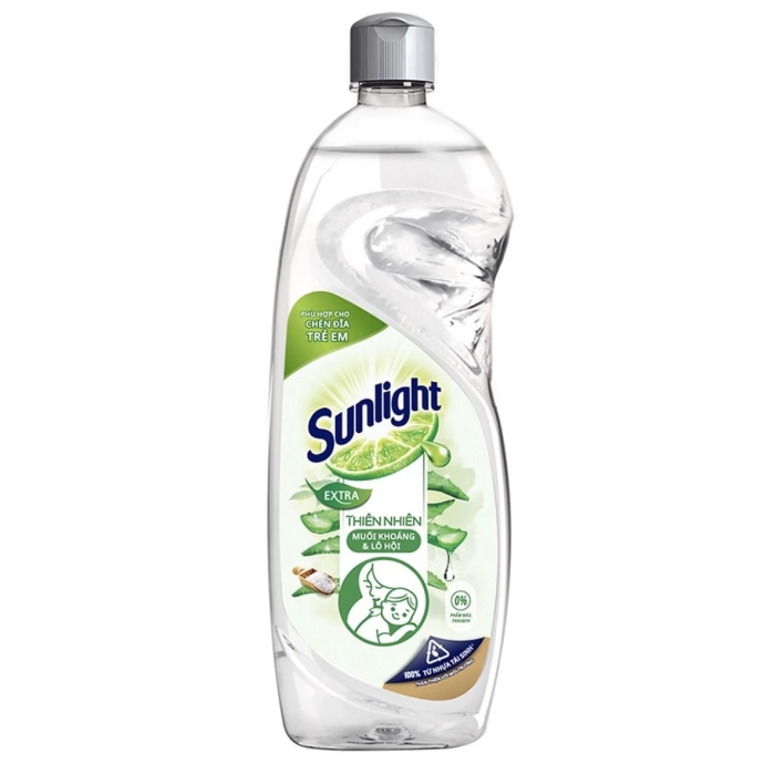 Nước rửa chén SUNLIGHT Thiên Nhiên chai 750g (Muối khoáng - Lô hội)